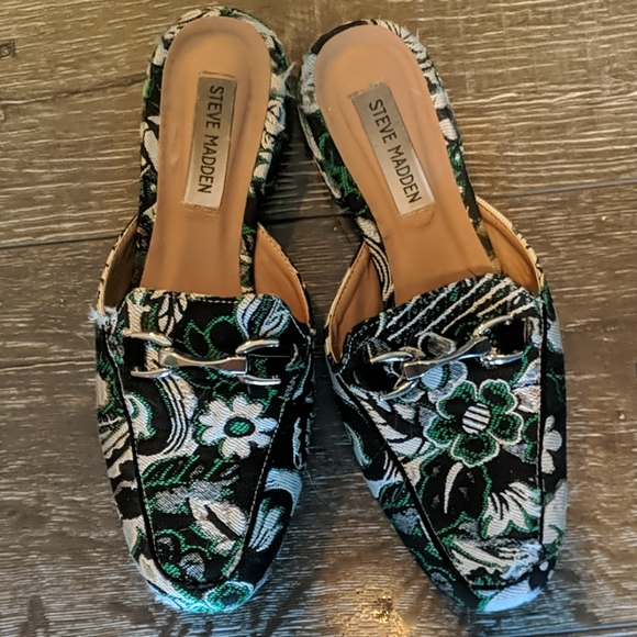 Steve Madden Shoes - Steve Madden brocade flat mules, 8